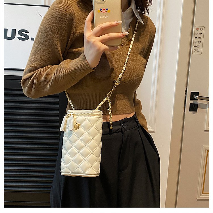 PU Embroidered Single Shoulder Bag with Zipper - Image 2