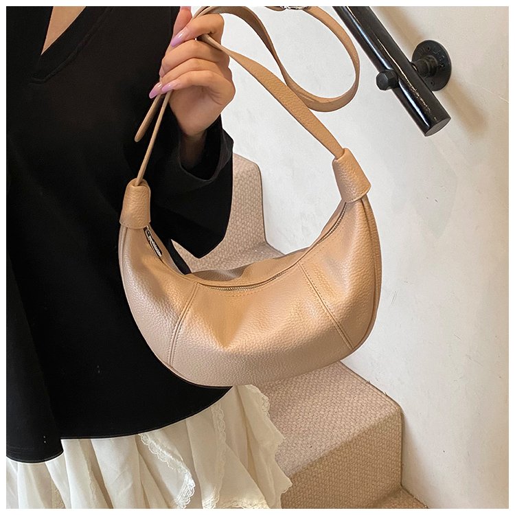 PU Dumpling Bag Women's Shoulder Crossbody Handbag with Zipper - Image 2