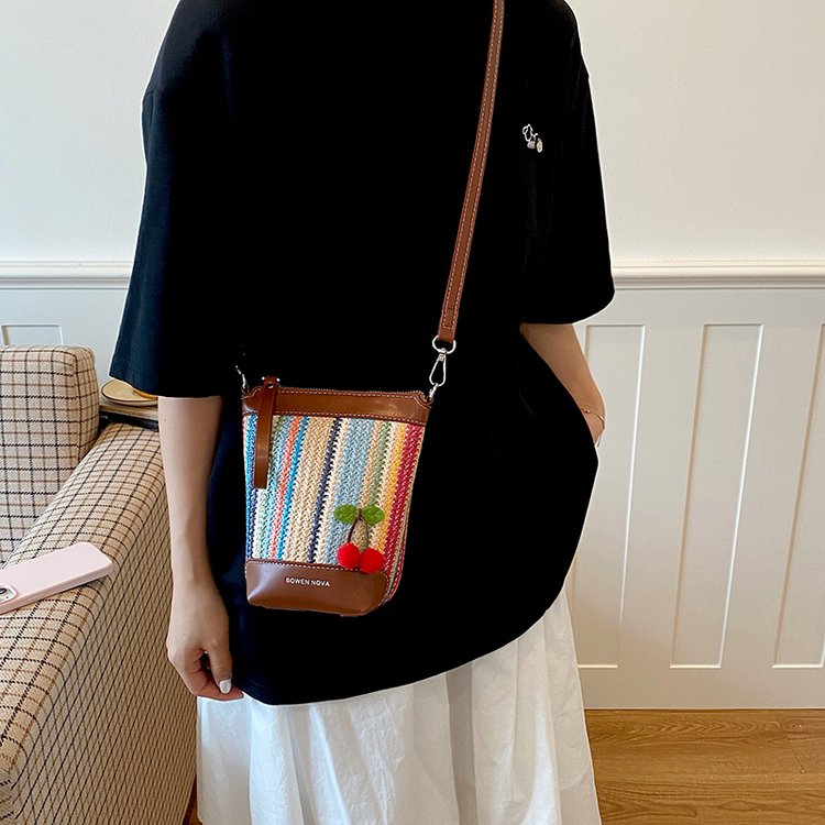 Woven PU Shoulder Crossbody Tote Bag Summer 2026 - Image 4