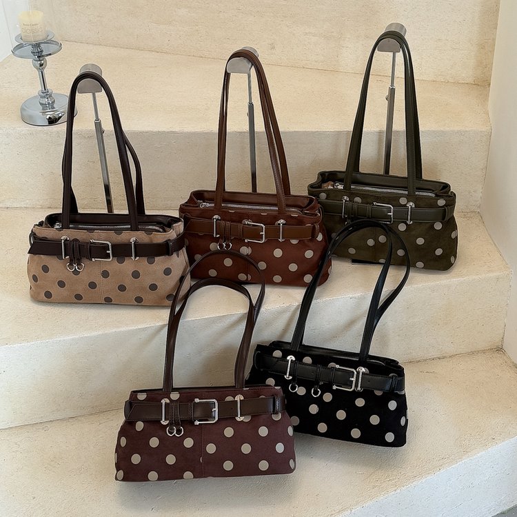 Women's Handbag Crossbody Bag with Zipper Closure Fall 2026 One Size